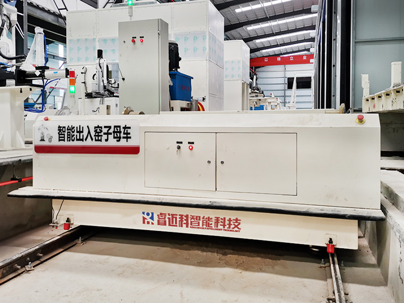 Sandėliai pramoniniai automatizuotas geležinkelių pernešimas