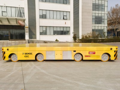 160 tonų sunkaus apkrovos pernešėjo „Omnidectictional Mobile Tracker“ pervedimo krepšelis