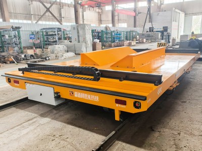 Kaip pasirinkti įkroviklius elektriniams pramoniniams perdavimo vežimėliams